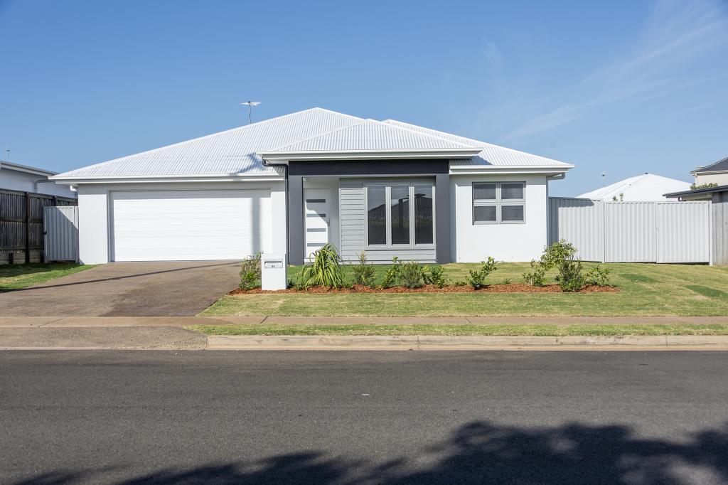54 Moodies Rd, Bargara, QLD 4670