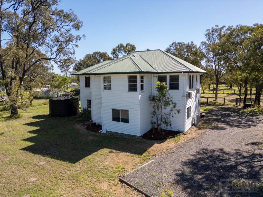 8 Fielding Rd, College View, QLD 4343