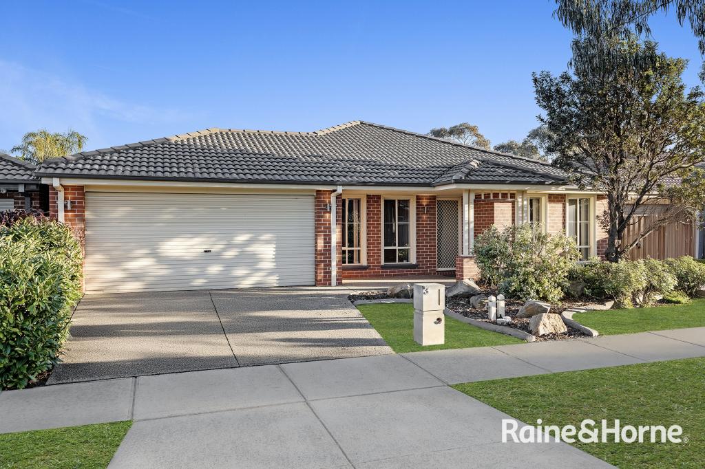 3 Howe Way, Cranbourne East, VIC 3977