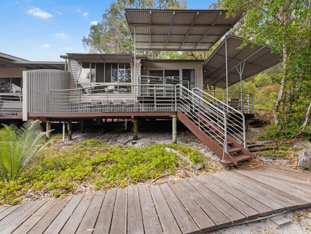 614 SUNSET BEACH WAY, K'GARI, QLD 4581