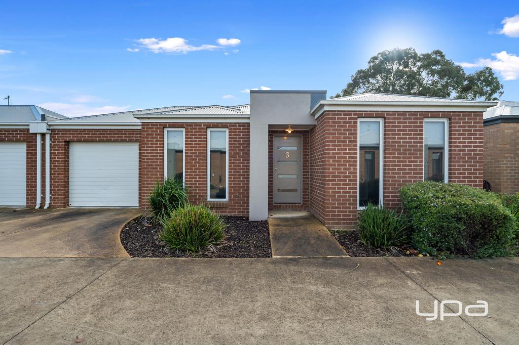 3 Pozieres Pl, Sebastopol, VIC 3356