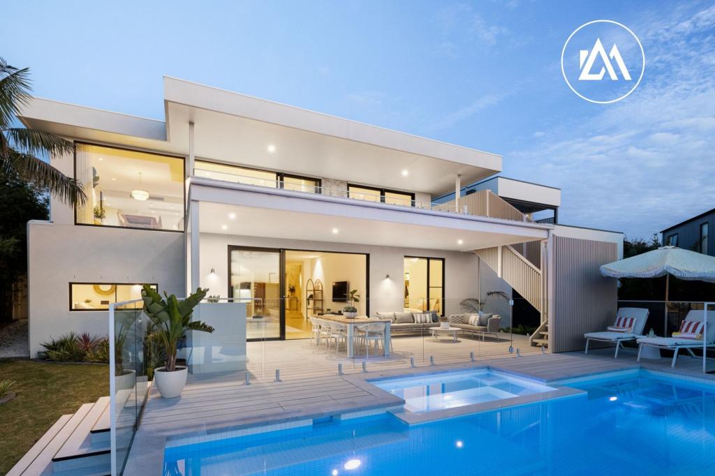 1a Koornalla Cres, Mount Eliza, VIC 3930