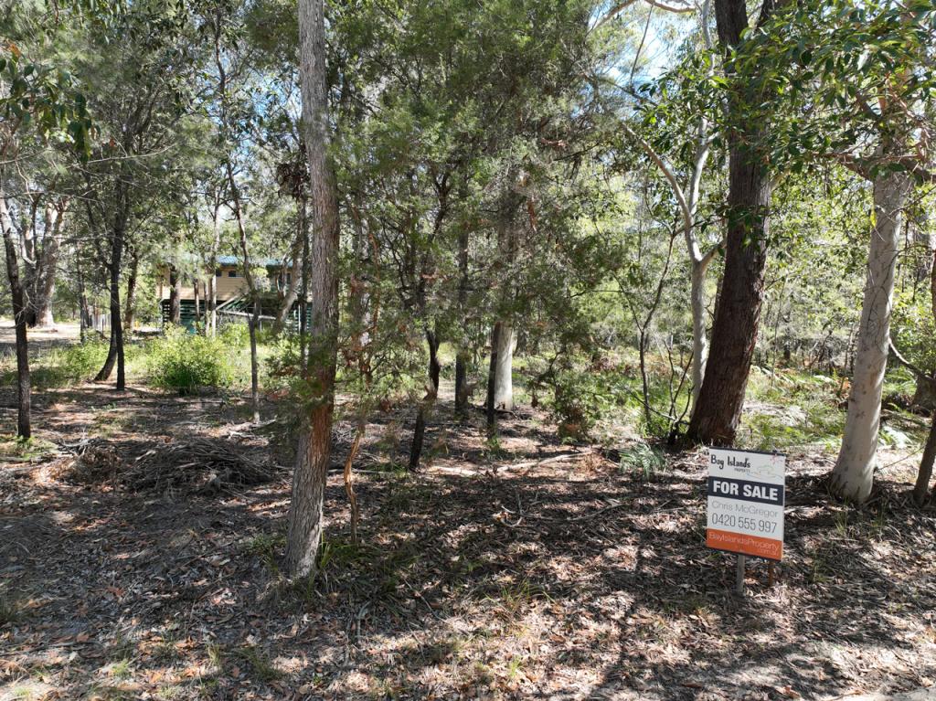8 Burke Ave, Russell Island, QLD 4184