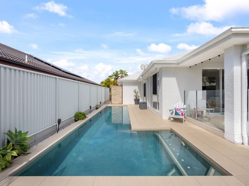 38 Mossman Way, Sandstone Point, QLD 4511