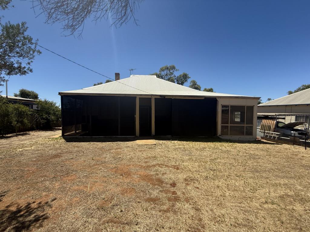 28 Burges St, Mullewa, WA 6630