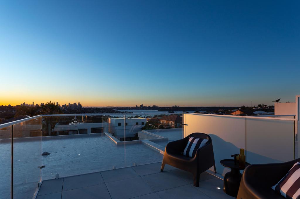 4B WALLANGRA RD, DOVER HEIGHTS, NSW 2030