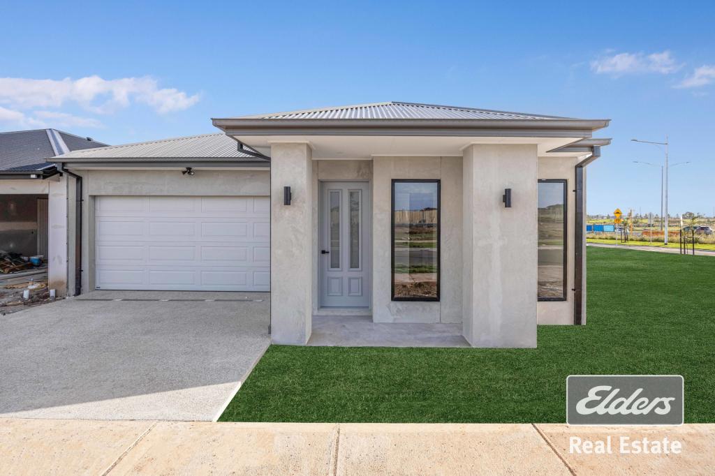 4 DUNPHY ST, TARNEIT, VIC 3029