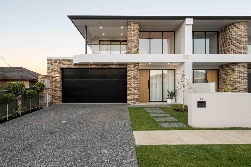 13 Yalpara Ave, Seaton, SA 5023