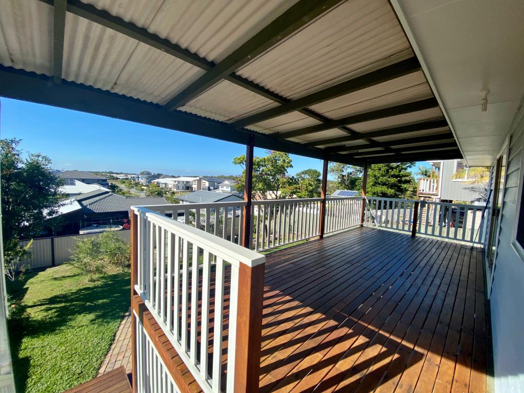 16 Aaron St, Coomera, QLD 4209