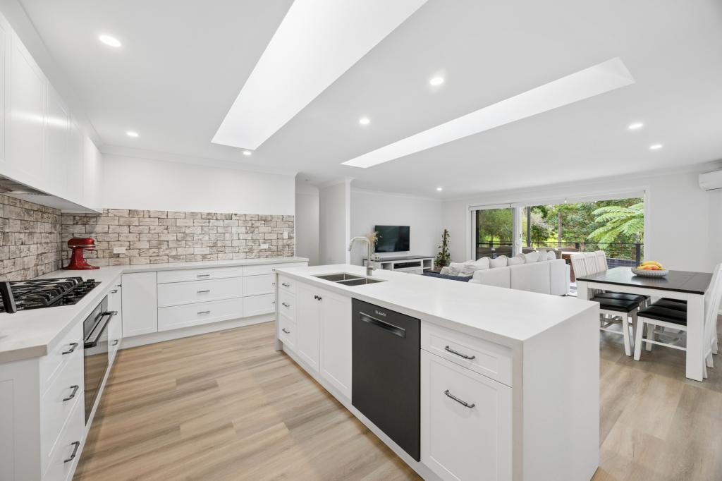 53 Billbabourie Rd, Gwandalan, NSW 2259