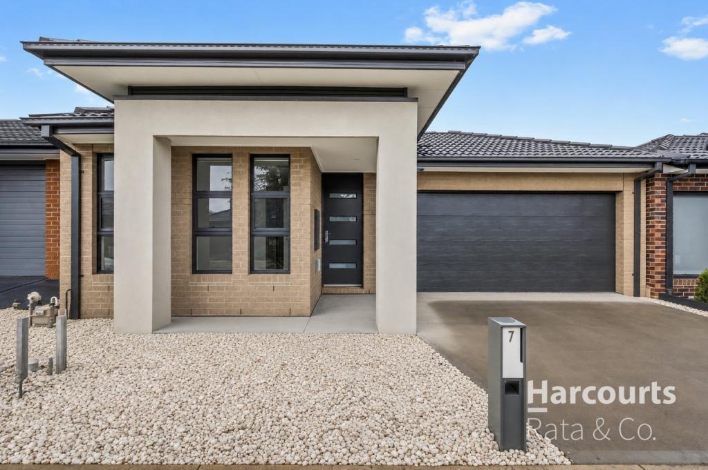 7 Farnsworth St, Donnybrook, VIC 3064