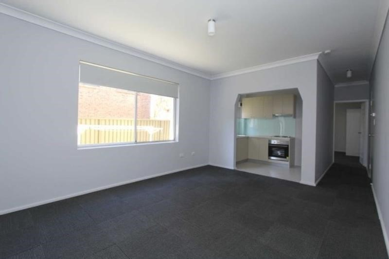 2/25 Arthur St, Merrylands West, NSW 2160