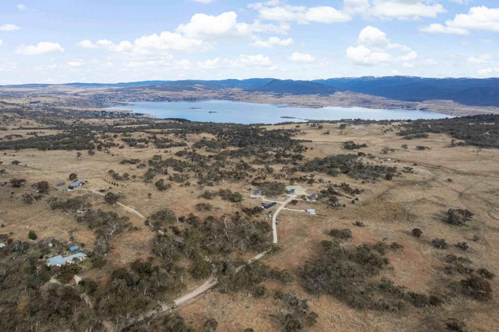 51 Eucumbene Rd, East Jindabyne, NSW 2627