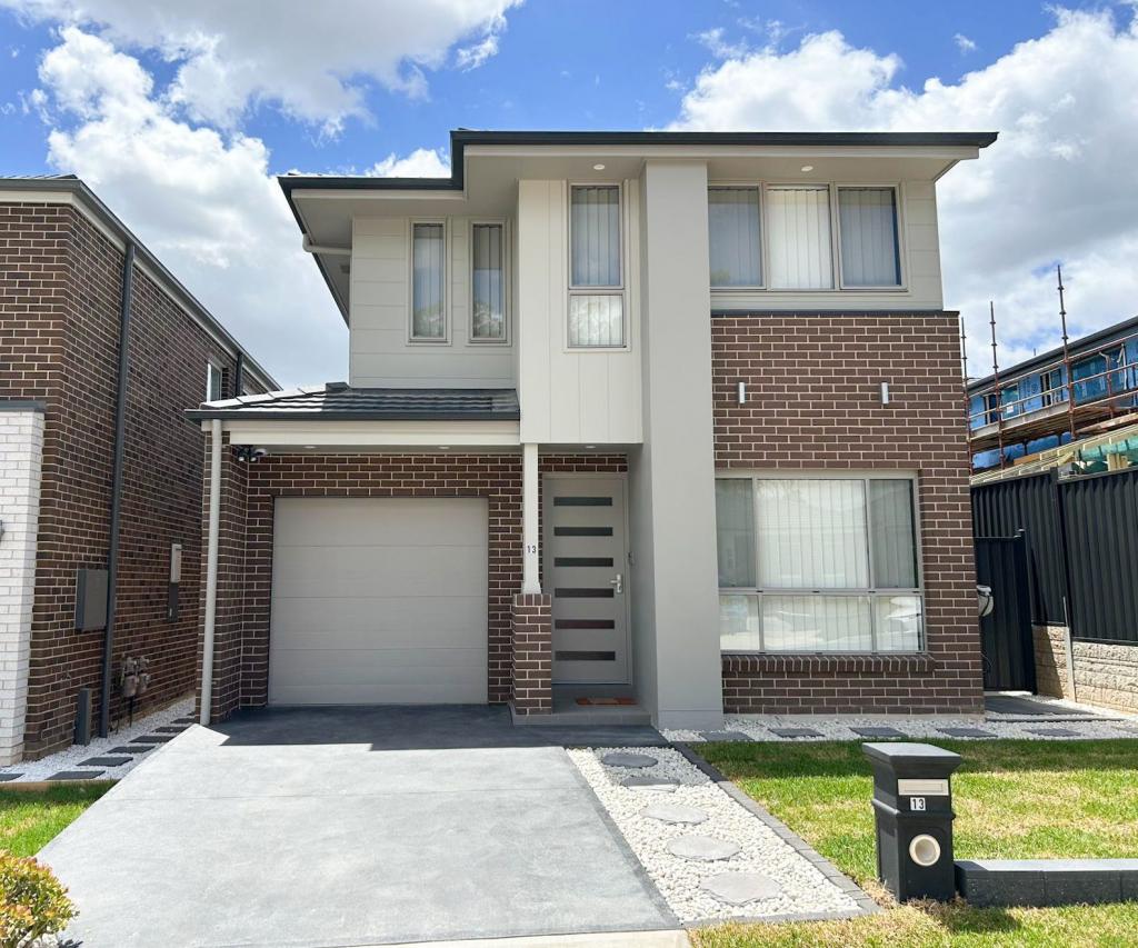 13 Serovich St, Austral, NSW 2179