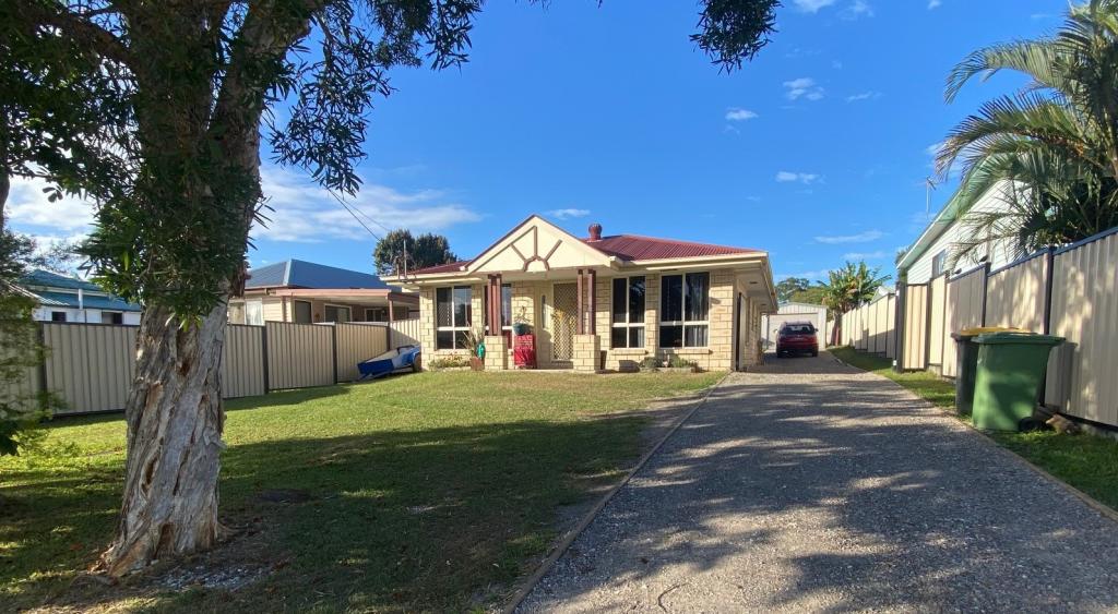 12 Long St, Clontarf, QLD 4019