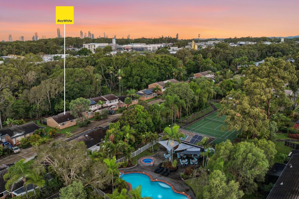 28/33 Edmund Rice Dr, Southport, QLD 4215