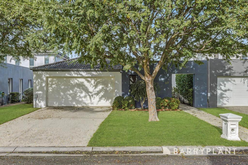 49 Sovereign Manors Cres, Rowville, VIC 3178