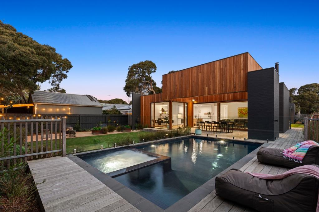 28 Saratoga Ave, Barwon Heads, VIC 3227