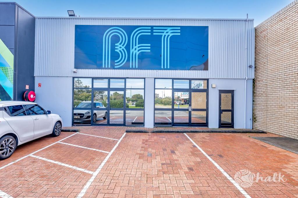 2/2 ACUTE CT, ROCKINGHAM, WA 6168