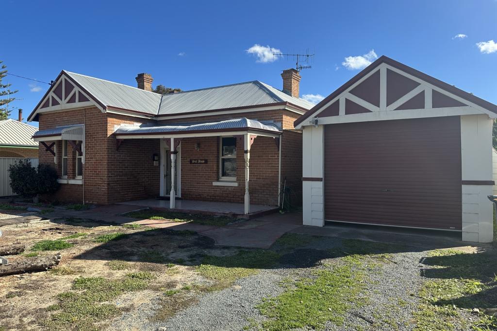 23 Claude St, Katanning, WA 6317
