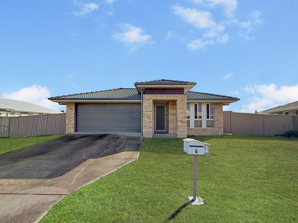 4 Semph Cres, Laidley North, QLD 4341