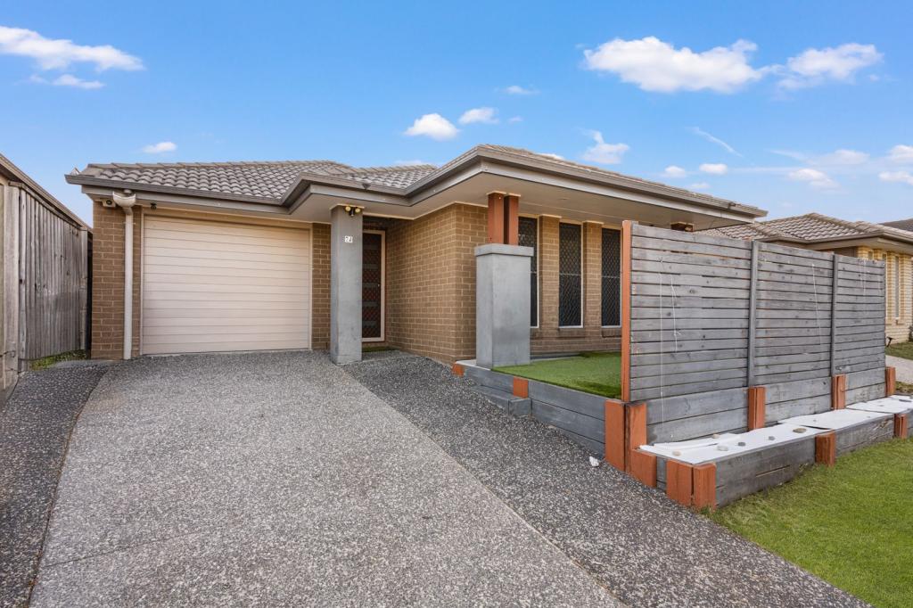24 Watarrka Ave, Fitzgibbon, QLD 4018