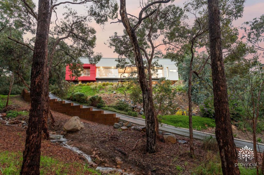 27 Robertson Rd, Gooseberry Hill, WA 6076