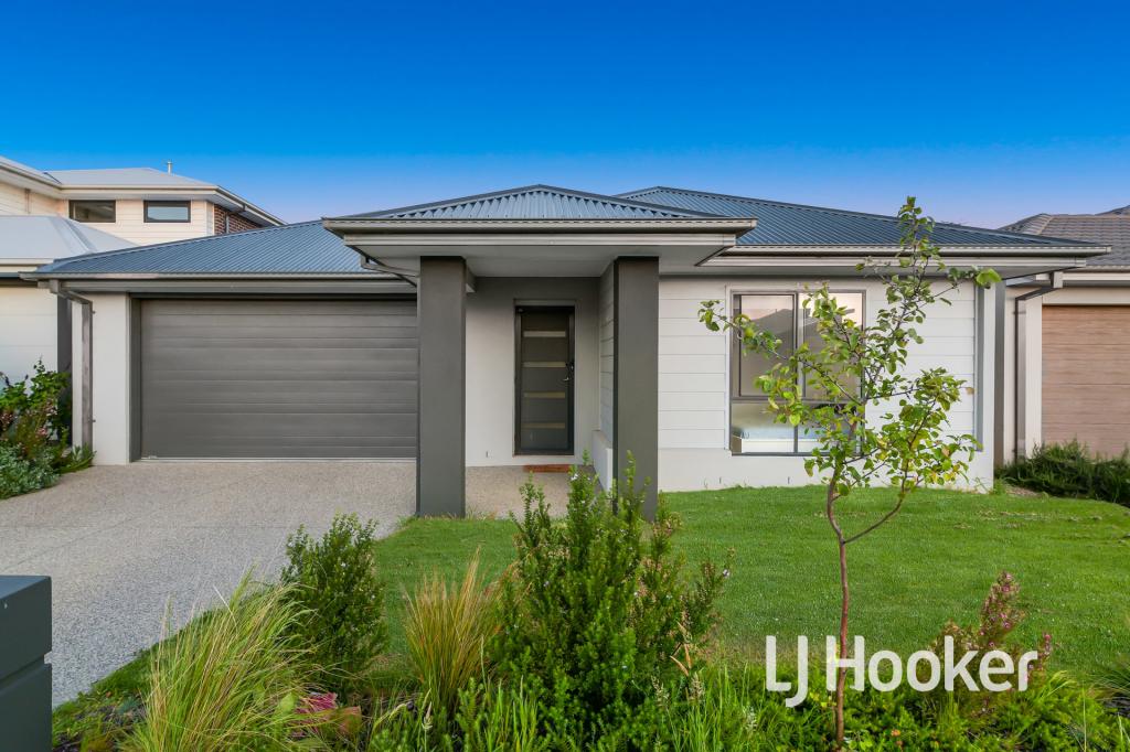 77 Pobblebonk Cres, Clyde North, VIC 3978