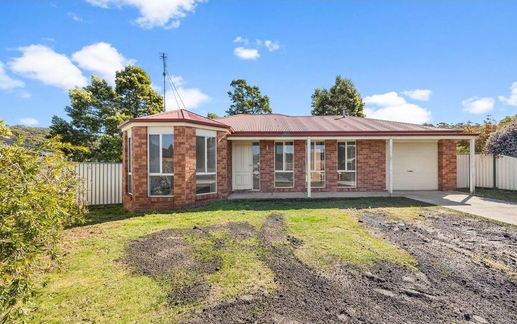 5 Lawless Pl, Brown Hill, VIC 3350