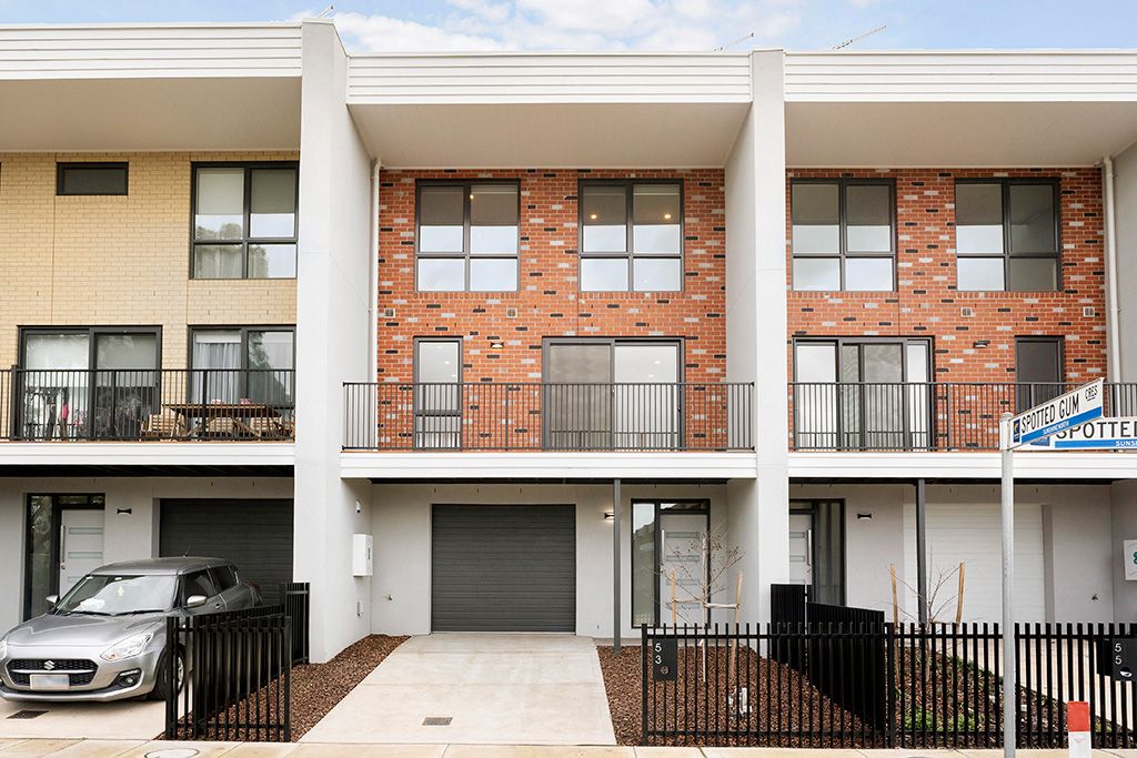 53 Spotted Gum Cres, Sunshine North, VIC 3020