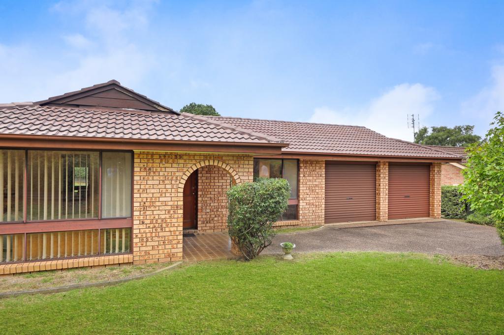 31 Sir Donald Bradman Dr, Bowral, NSW 2576