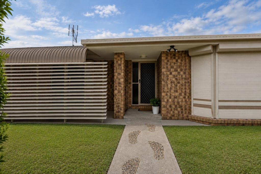11 Pats Rd, Plainland, QLD 4341
