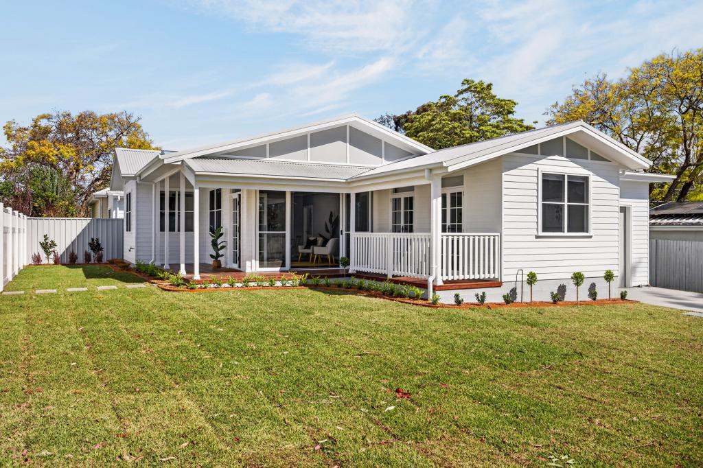4 Eastlea Ave, Springwood, NSW 2777