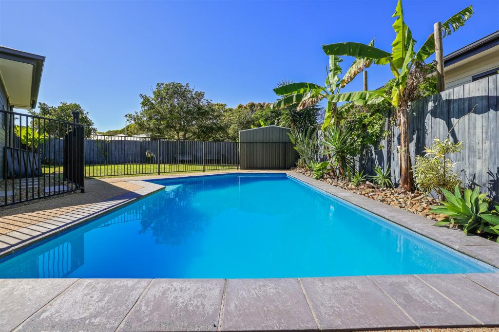 3 Dolphin Ct, Agnes Water, QLD 4677