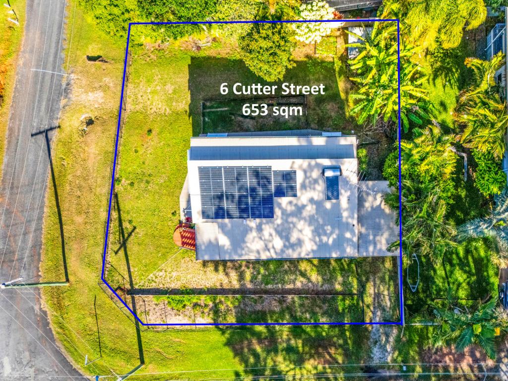 6 Cutter St, Russell Island, QLD 4184