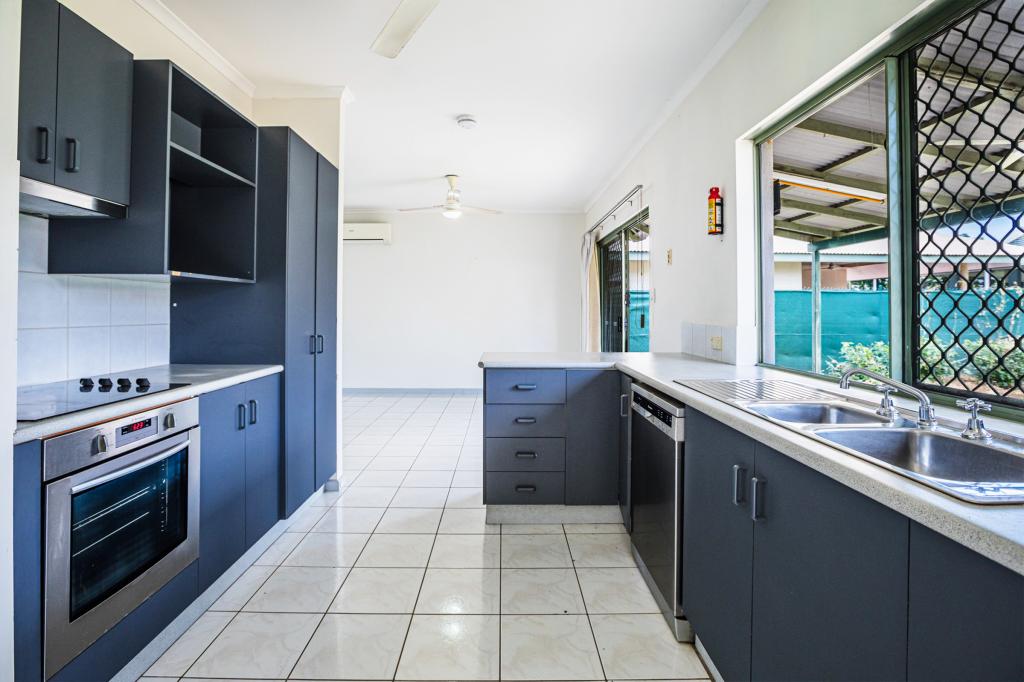 2 Bangalow Way, Durack, NT 0830