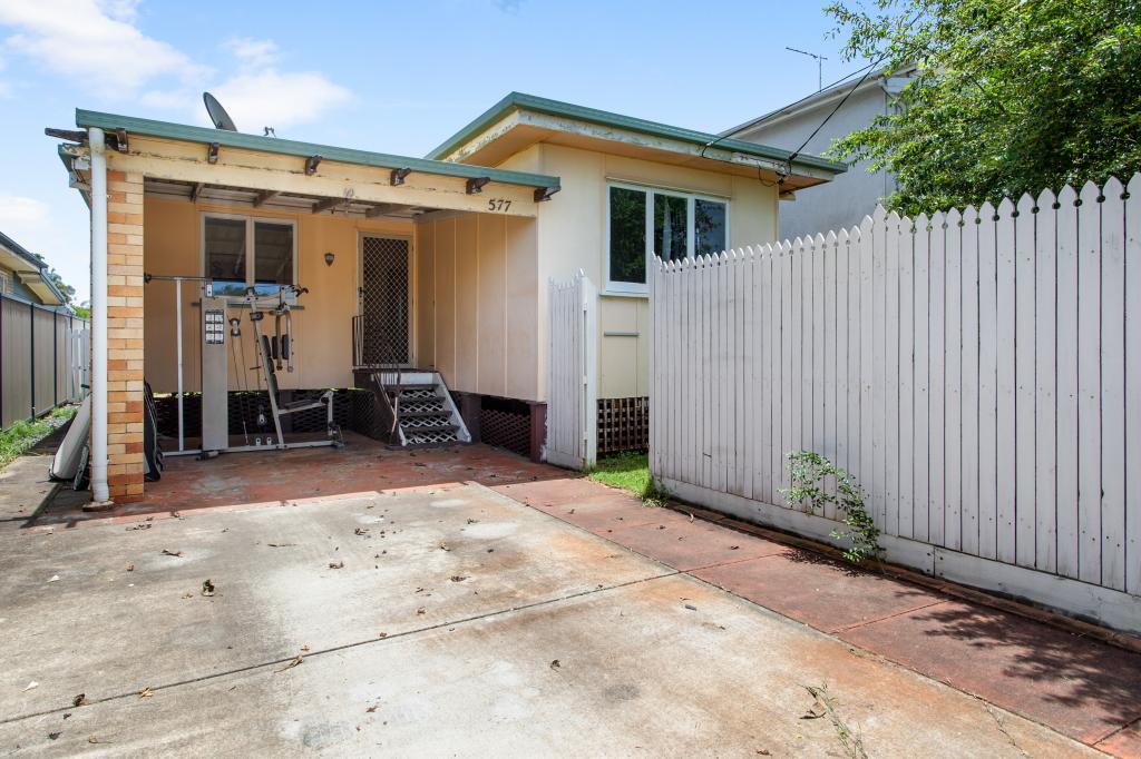 577 Oxley Ave, Scarborough, QLD 4020