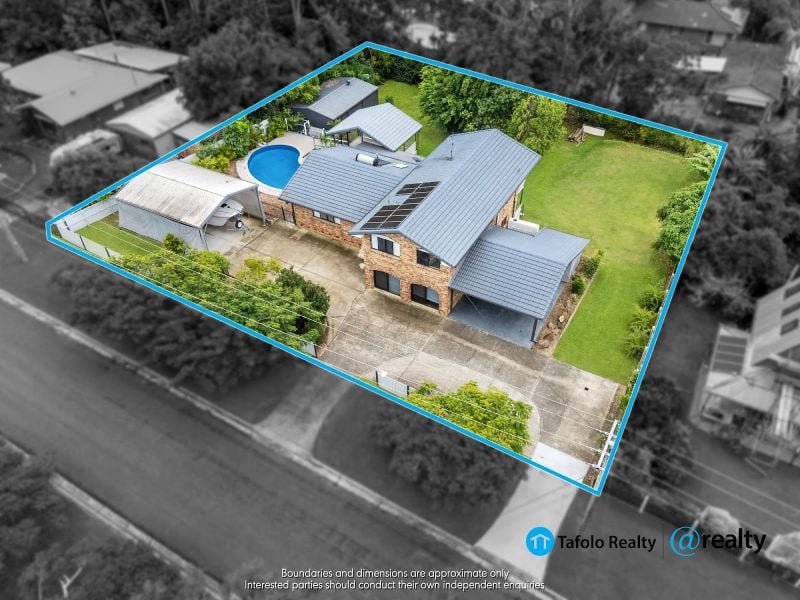 12 Azalea St, Redland Bay, QLD 4165