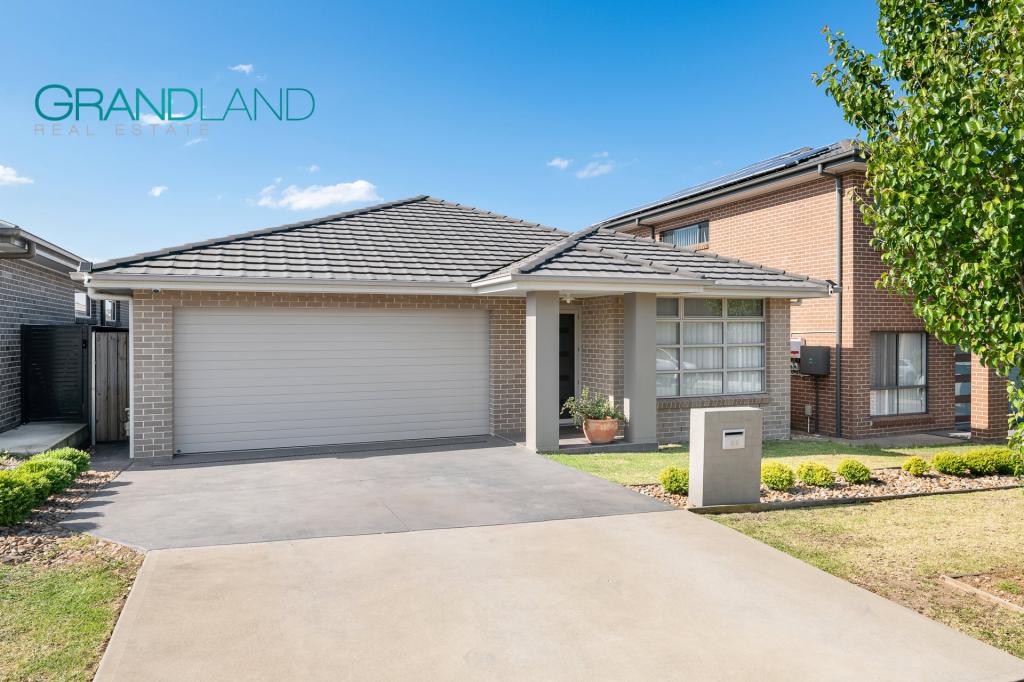 25 Holdsworth St, Oran Park, NSW 2570