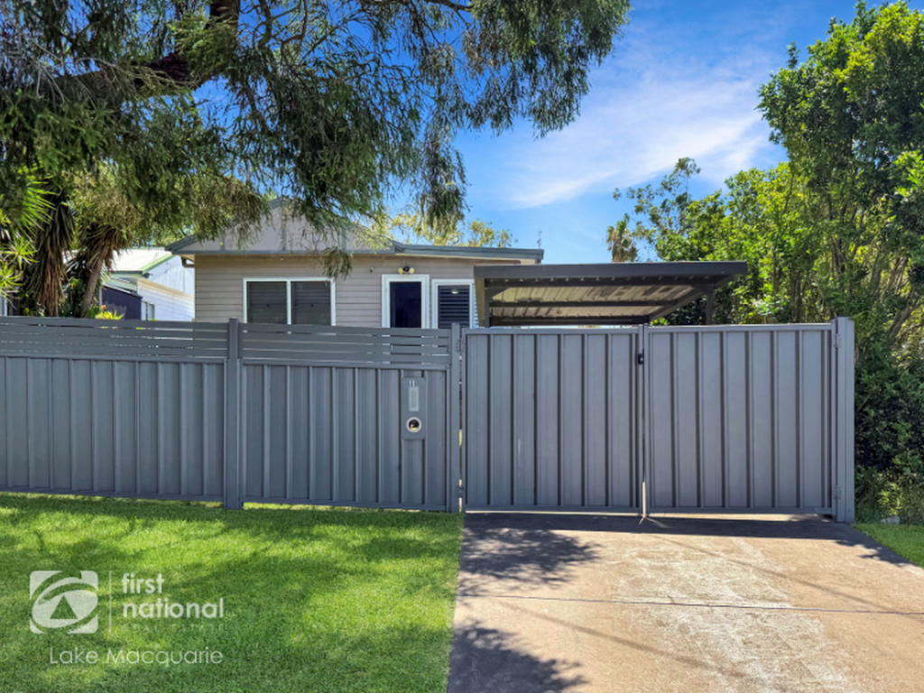 11 Bonarius St, Edgeworth, NSW 2285