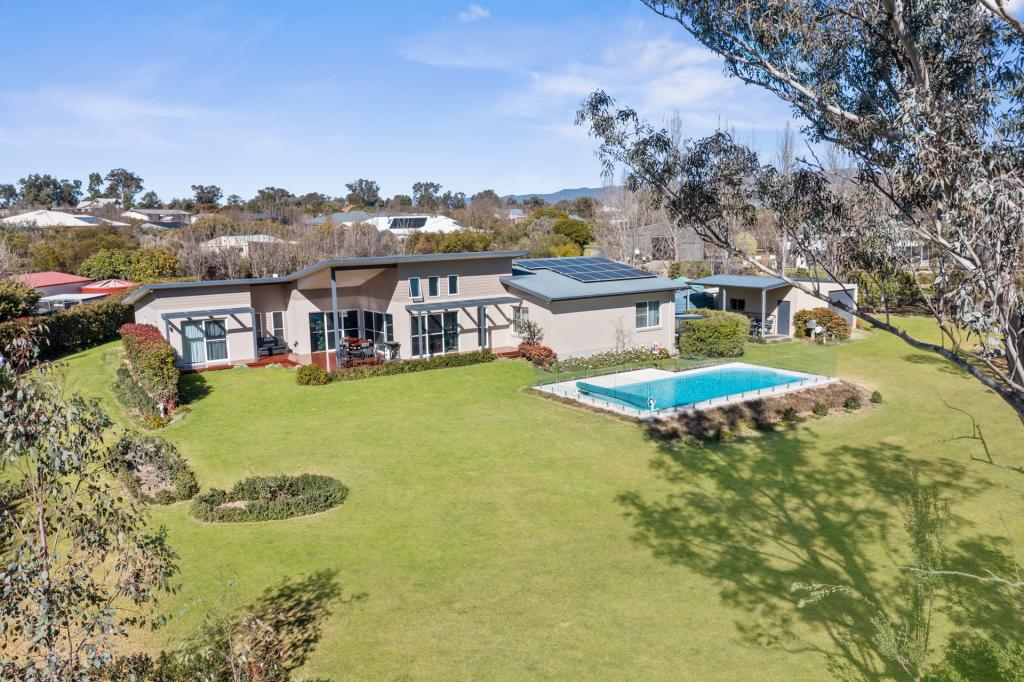 53 Henry Lawson Dr, Canadian Lead, NSW 2850