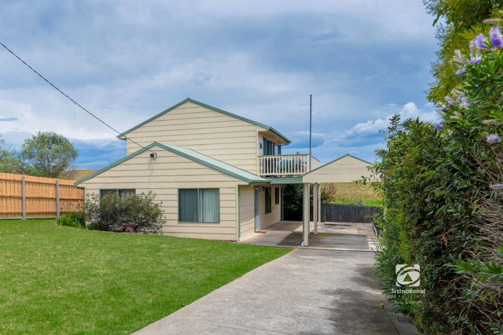 13 OUTLOOK DR, LAKE TYERS BEACH, VIC 3909