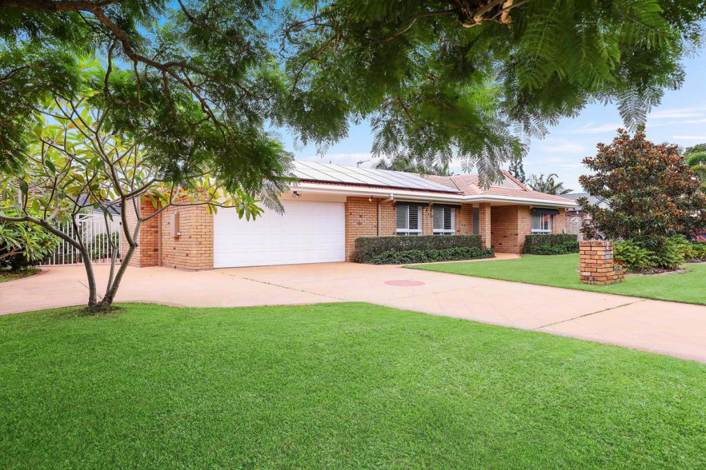 8 Cranbourne Ct, Robina, QLD 4226