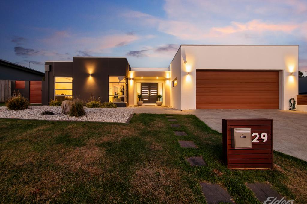 29 Berkshire Pde, Penguin, TAS 7316