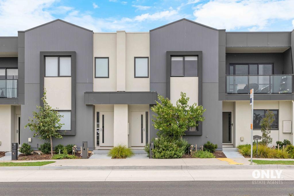 9 Vera Cl, Clyde North, VIC 3978