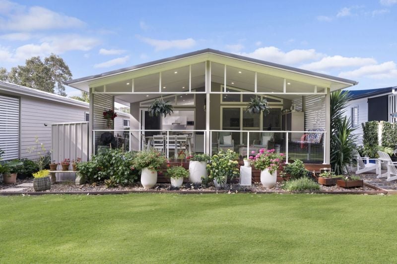 111/2 Macleay Dr, Halekulani, NSW 2262