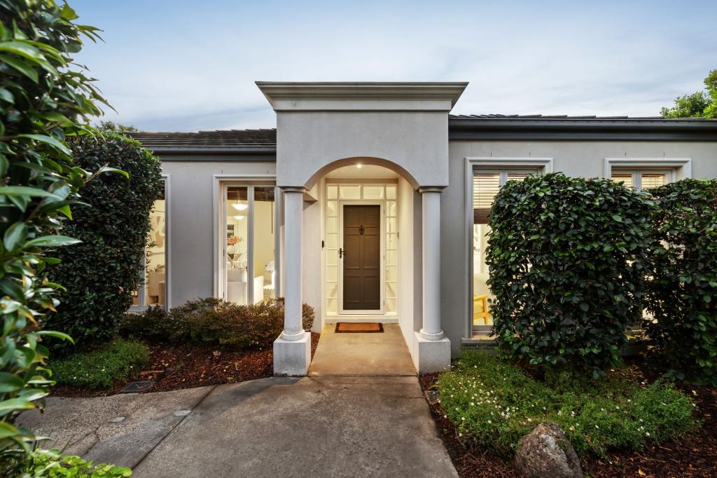 14 Willow Rd, Upper Ferntree Gully, VIC 3156