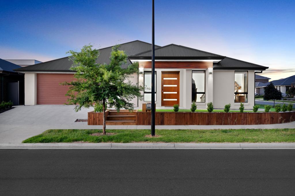 8 Marchant Trl, Riverlea Park, SA 5120