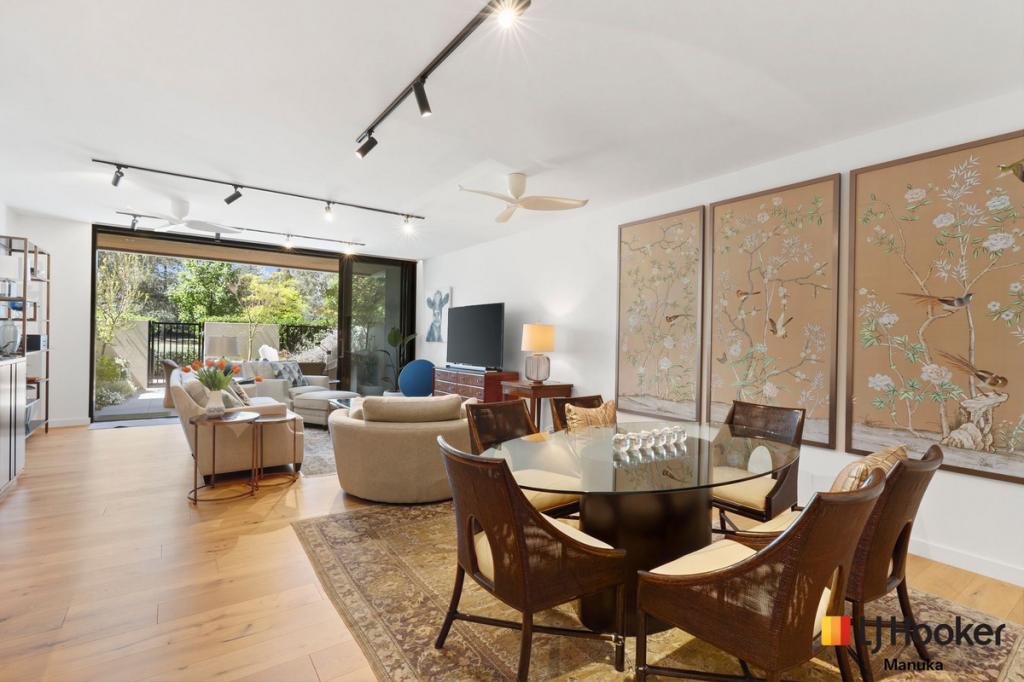 30/7 State Cir, Forrest, ACT 2603