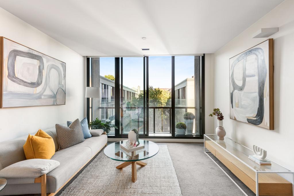 212/279 WELLINGTON PDE S, EAST MELBOURNE, VIC 3002